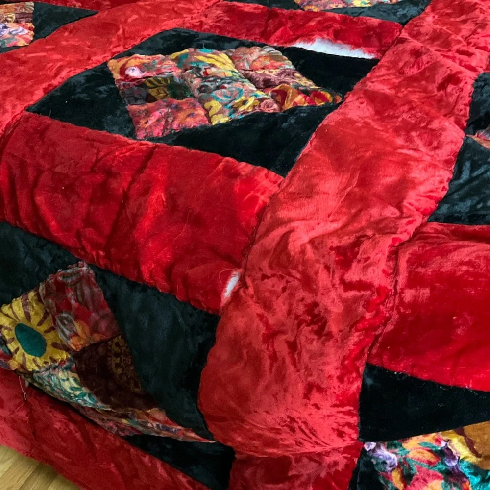 vtg HANDMADE Velvet Quilt Patchwork FLAWED Red Black